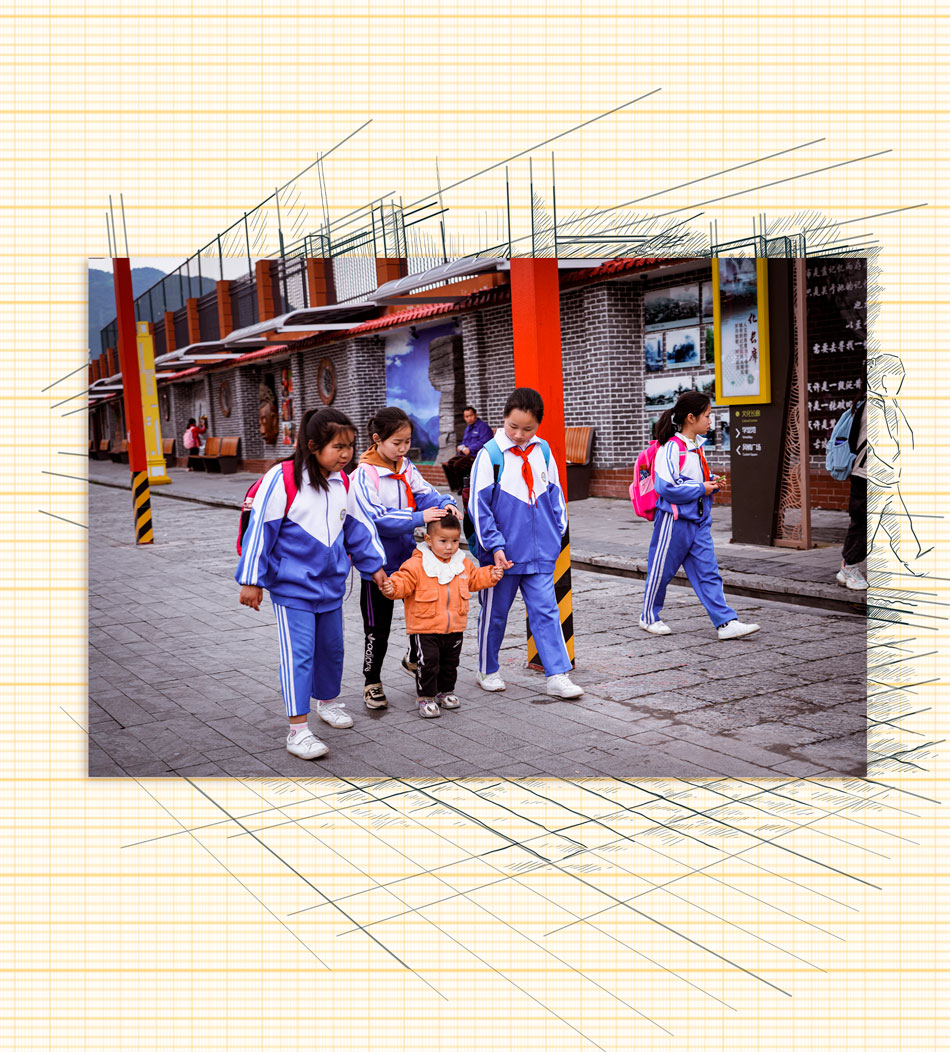 Students on their short walk home from school in the Wangjia community, Tongren City, Guizhou Province, April 2021. Credit: Xiang Wang