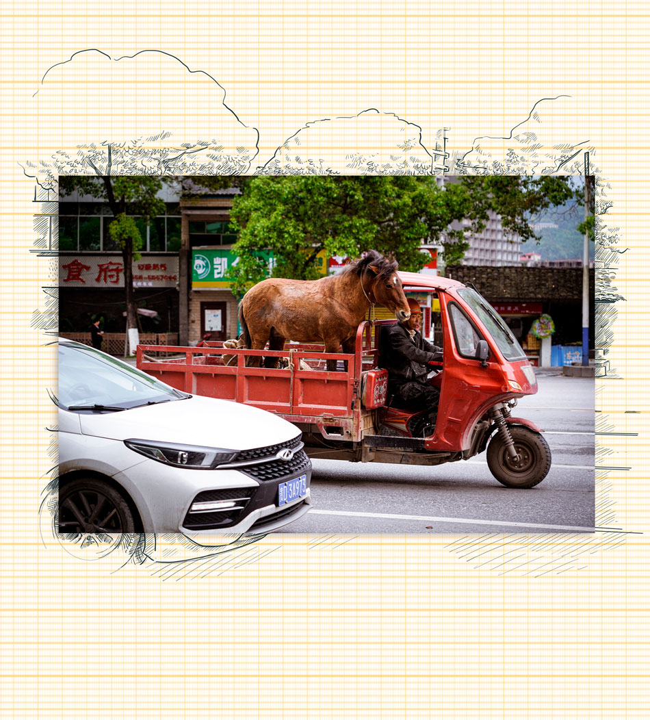 From the countryside to Tongren City, Guizhou Province, April 2021. Credit: Xiang Wang