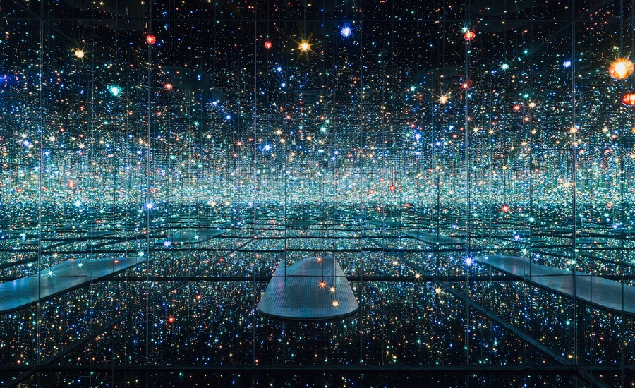 Yayoi Kusama (Japan), Infinity Mirrored Room – The Souls of Millions of Light Years Away, 2013.